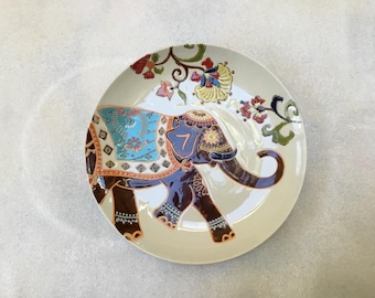 Dutch wax elephant plate By coastline imports, 8.5 inches