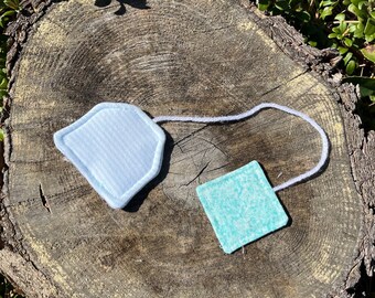 Marcapáginas con forma de bolsita de té misteriosa