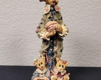 Boyds Bears & Friends Style #2865 Purrscilla G Pussenboots with Darby and Jasper