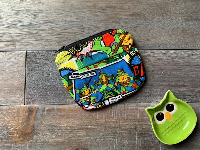 Small Pleated Pouch Teenage Mutant Ninja Turtles Print