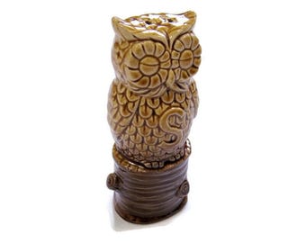 Vintage 1970s Kitsch Brown Ceramic Owl Salt Shaker