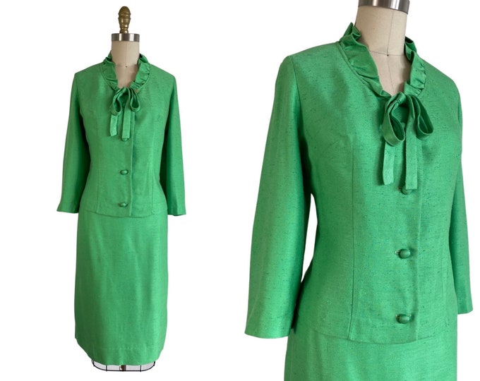 Vintage 1960s Kelly Green Rayon Suit by Mara by Romay | Joseph Magnin Size L