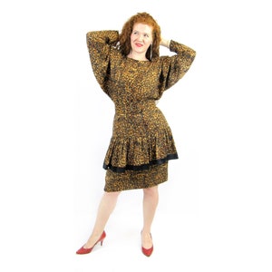 Vintage 1980s Silk Leopard Print Dress with Dolmen Sleeves Size M/L image 1