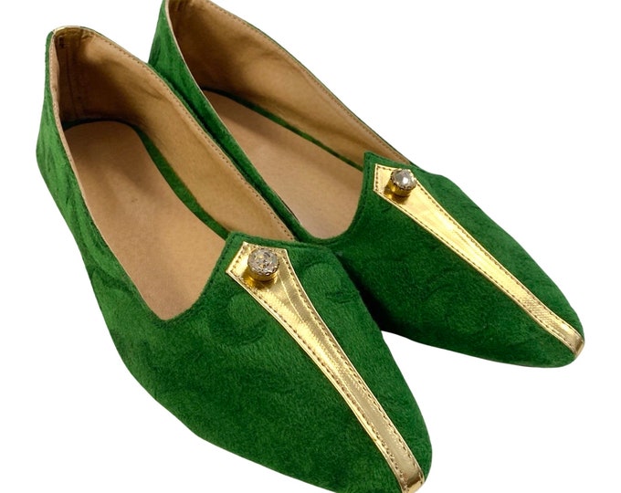 Vintage 1970s Emerald Green and Gold Fuzzy Pixie Slippers Unworn | Size 8-8.5 US
