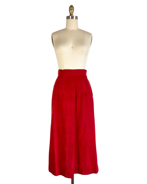 Vintage 1950s True Red Cotton Corduroy Skirt Size… - image 2