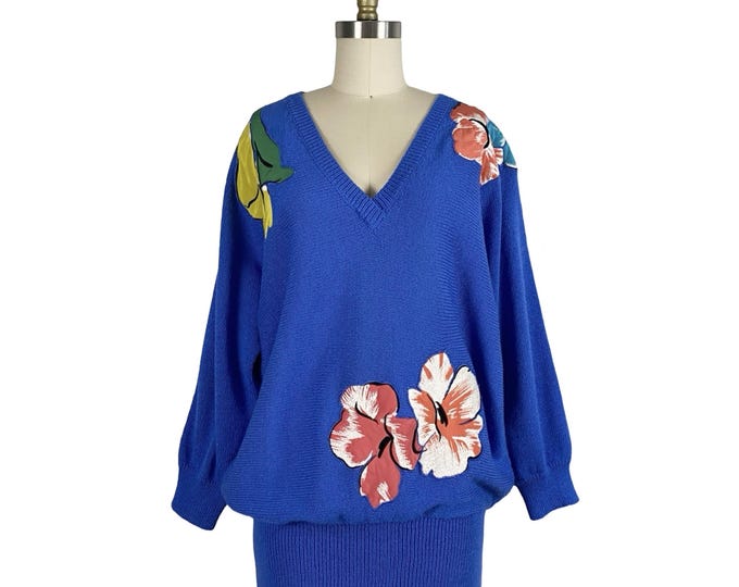 Vintage 1980's Blue Appliqued Oversized V-Neck Sweater by St Michael | Size M/L