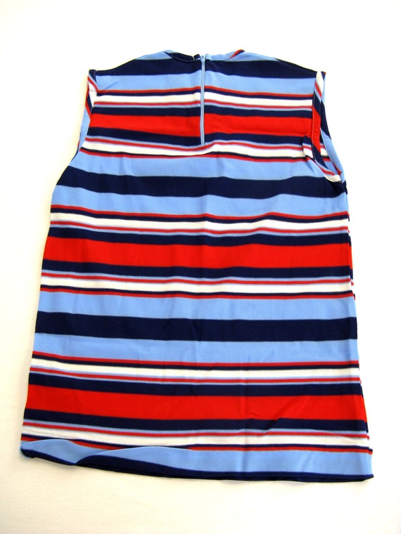 Vintage 1960s Girls RWB Striped Knit Top Size 10 - image 3