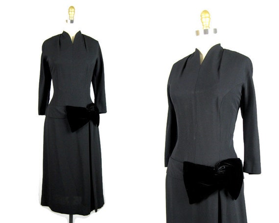 Vintage 1940s Black Pleated Rayon Dress 40s Dress… - image 1