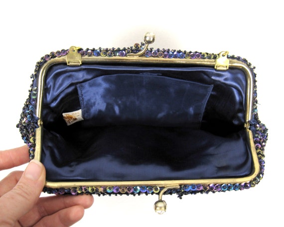 Vintage 1950s Iridescent Beaded Sequin Clutch wit… - image 5