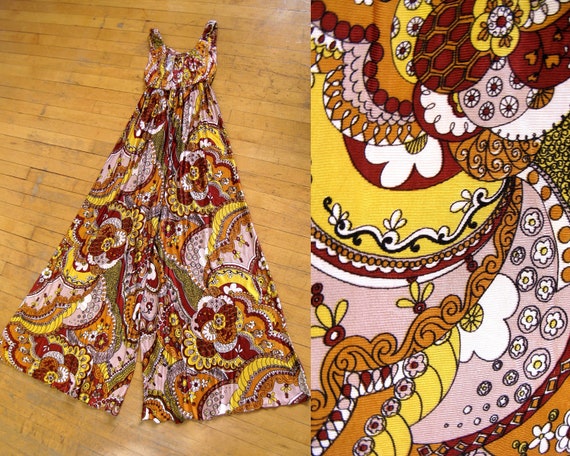 Vintage 1970s Psychedelic Print Acrylic Knit Jumps