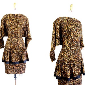 Vintage 1980s Silk Leopard Print Dress with Dolmen Sleeves Size M/L image 2