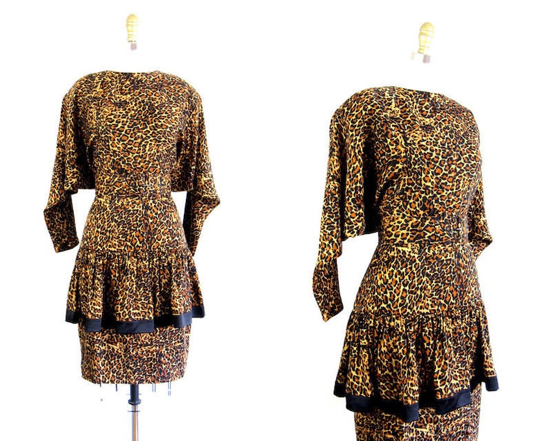 Vintage 1980s Silk Leopard Print Dress with Dolmen Sleeves Size M/L image 2