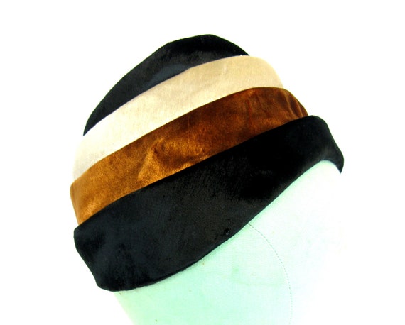 Vintage 1950s Velvet Fez Style Hat Black Cream an… - image 1