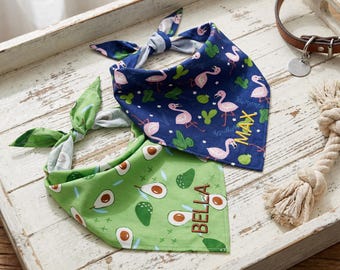 Pañuelo personalizado para perro con nombre, pañuelo bordado a medida para mascota, babero ajustable para perro, regalo para perros en San Valentín, bufanda para mascotas con forma de corazón.