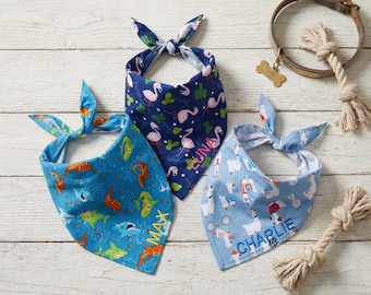 Pañuelo para perro bordado a medida, bufanda personalizada para mascotas, babero ajustable para perros, regalo de invierno, detalle para el calcetín navideño de tu mascota.