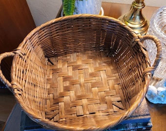 Cesto in bambù e rattan