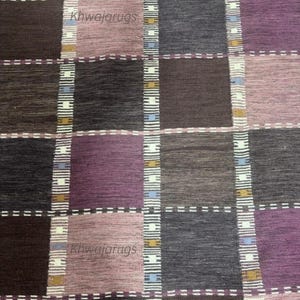 Alfombra Dhurrie de patchwork gris púrpura | Kilim tejido a mano de tejido plano | Diseño geométrico de bloques | Alfombra de lana | Decoración bohemia de estilo escandinavo