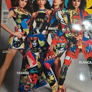 Vogue España Abril 2018 Edición 30 Aniversario Luna Bijl, Birgit Kos,Yasmin Wijnaldum, Blanca Padilla. Completo con muestras originales.