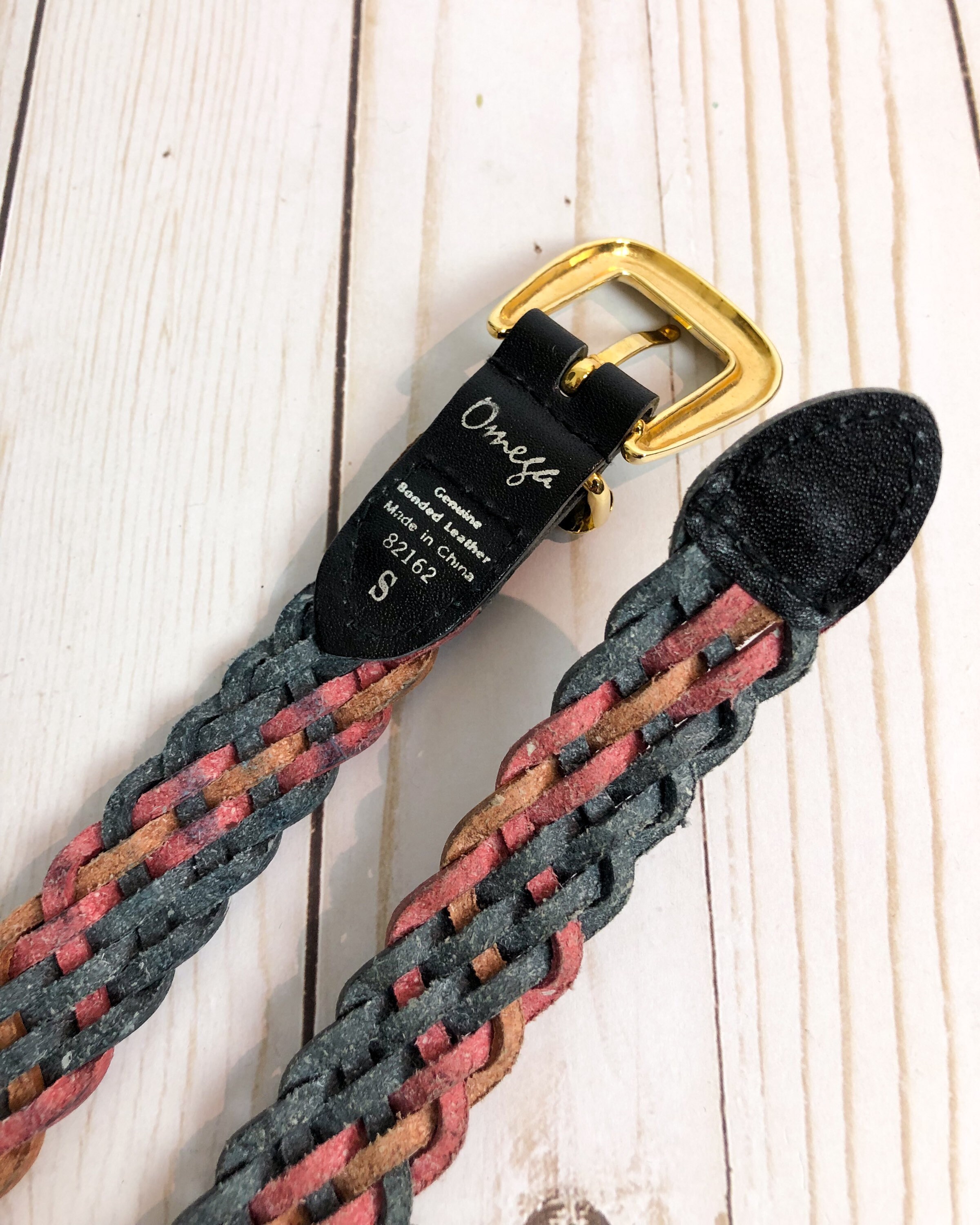 Vintage OMEGA Multicolor Braided Leather Women\'s Belt OMEGA Vintage Rainbow Colorful Genuine Leather Woven Braided  main image 3