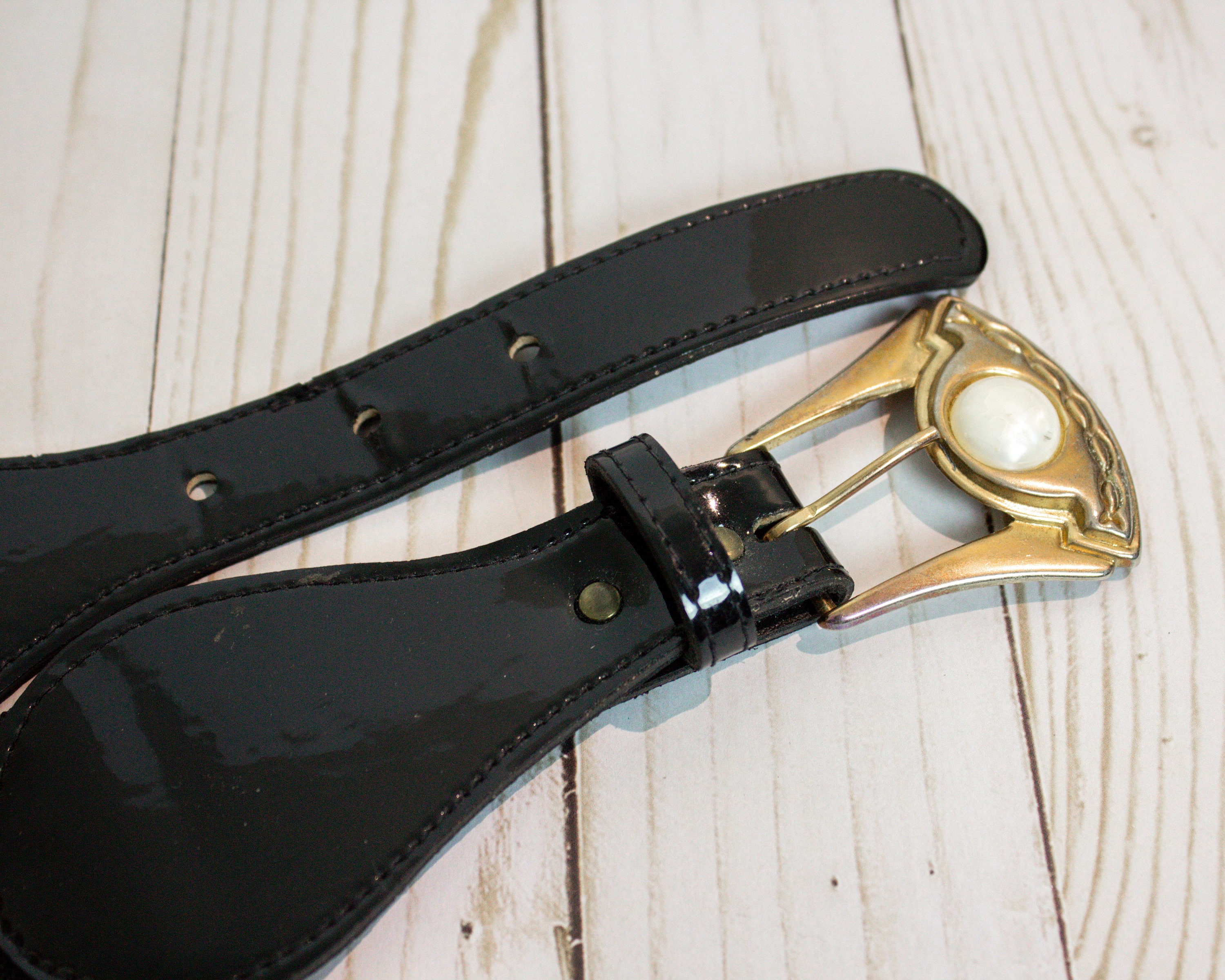 Vintage Stretch Belt with Black and Gold Swirl Buckle Black & Gold Swirl Buckle on Black Elastic Vintage Belt - Etsy main image 4