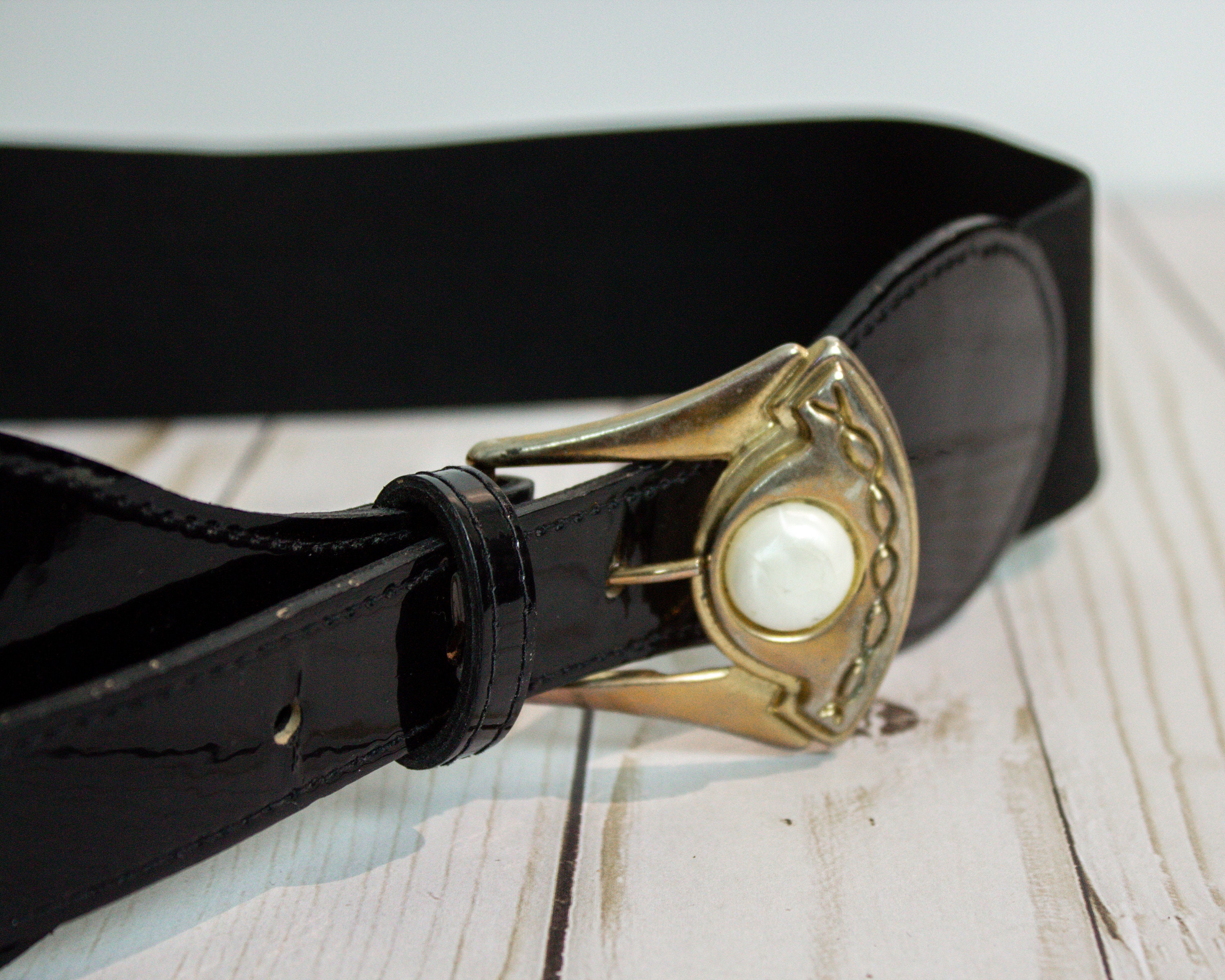 Vintage Stretch Belt with Black and Gold Swirl Buckle Black & Gold Swirl Buckle on Black Elastic Vintage Belt - Etsy main image 2