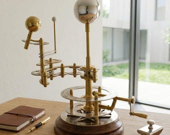 Planetario antiguo de latón – Modelo del sistema solar, regalo para amantes de la astronomía, decoración celestial para el escritorio.