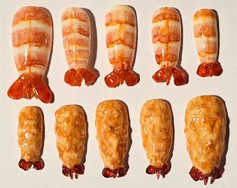 Unghie finte originali con decorazioni a tema cibo: gamberi e tempura in 3D / Unghie finte 3D ovali corte / Nail art sushi divertente e fatta a mano per gli amanti del cibo