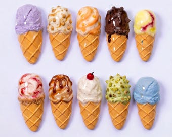 Uñas postizas con diseño asimétrico de cono de helado 3D con textura de gofre y cereza / Uñas cortas almendradas / Lindo diseño kawaii de comida veraniega