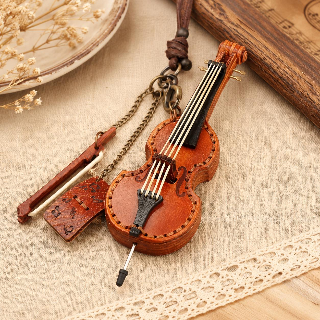 Handmade Leather Violin Keychain, Music Lover Bag Charm, Violinist Gift, Music Teacher Accessory