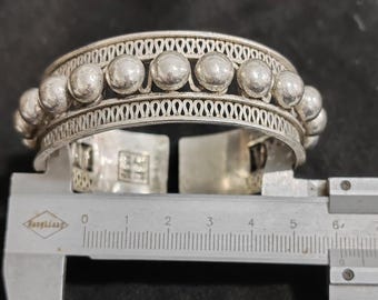 Ornate Filigree Flower Silver Bracelet | Meaningful Warm Gift for Loved Ones
