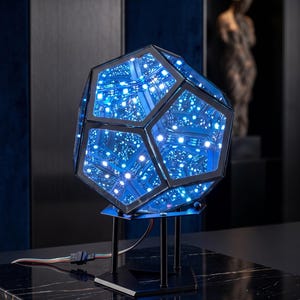 Dodecahedron Infinity Mirror Lamp – Geometric Optical Illusion Night Light