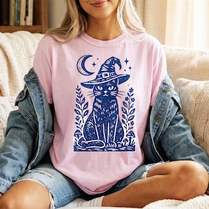 T-shirt à motif botanique, chat sorcière, lune et étoiles | T-shirt graphique occulte, mystique et céleste