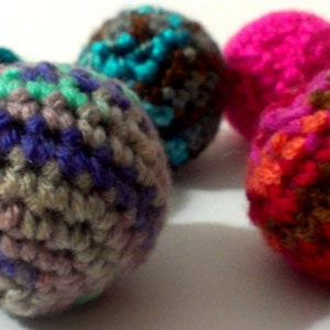 5 kitty balls various yarn your choice of filling image 3