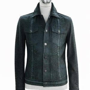 Schwarze Python Leder Trucker Jacke für Männer Exotische Schlangenhaut Knopfleiste Mantel