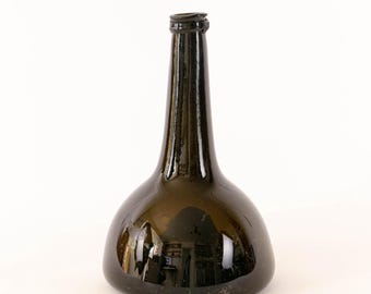 18th Century Horse Hoof Bottle | Antique Onion Flask | c1700s