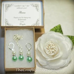 Personalized Bridesmaid Pearl Earrings and Necklace Set - Mint Green Bridesmaid Earrings and Necklace Set - Mint Green Bridesmaid Set / Gift
