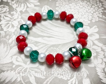 Weihnachtsarmband, Kristall und Perlen armband, Charm Armband, Stretchy Armband, Grün & Rot Kristalle, Weihnachtsschmuck, Kristall Armband