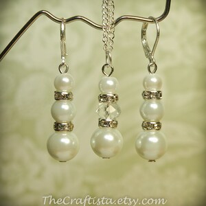 White Pearl Bridesmaid Earrings and Necklace Set, White Pearl Earrings and Necklace Set, Bridesmaid Set, Bridesmaid Gift, Pearl Set