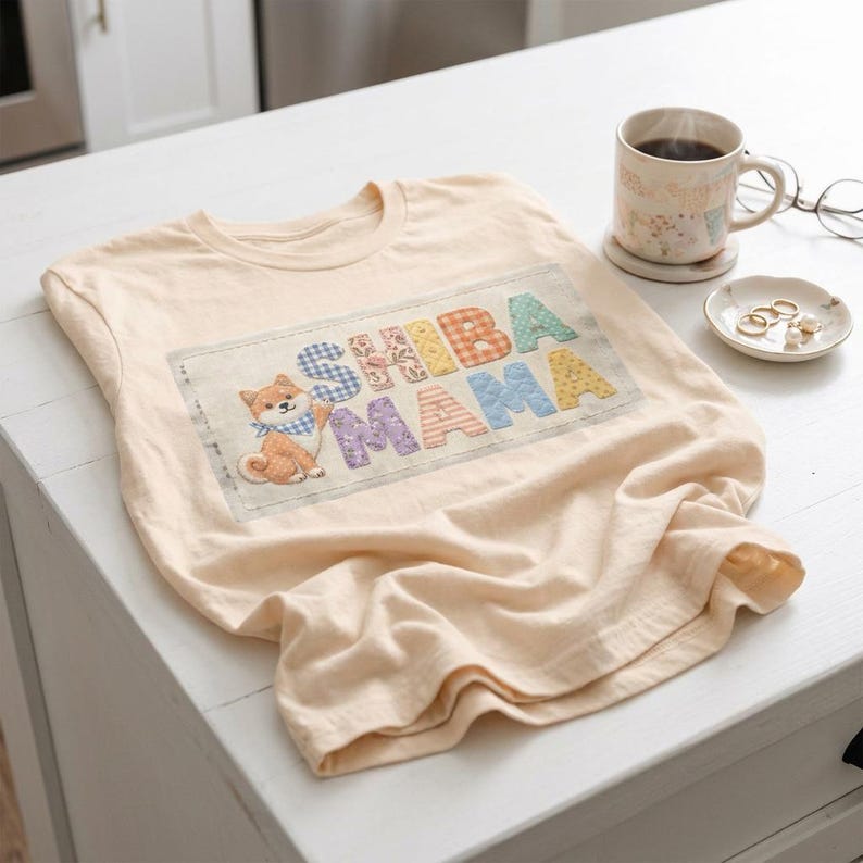 柴犬ママ フェイクパッチワークシャツ コンフォートカラーズ 犬ママシャツ コテージコア 柴犬Tシャツ 犬好きへのギフト かわいい柴犬ママ 美的シャツ 画像 7