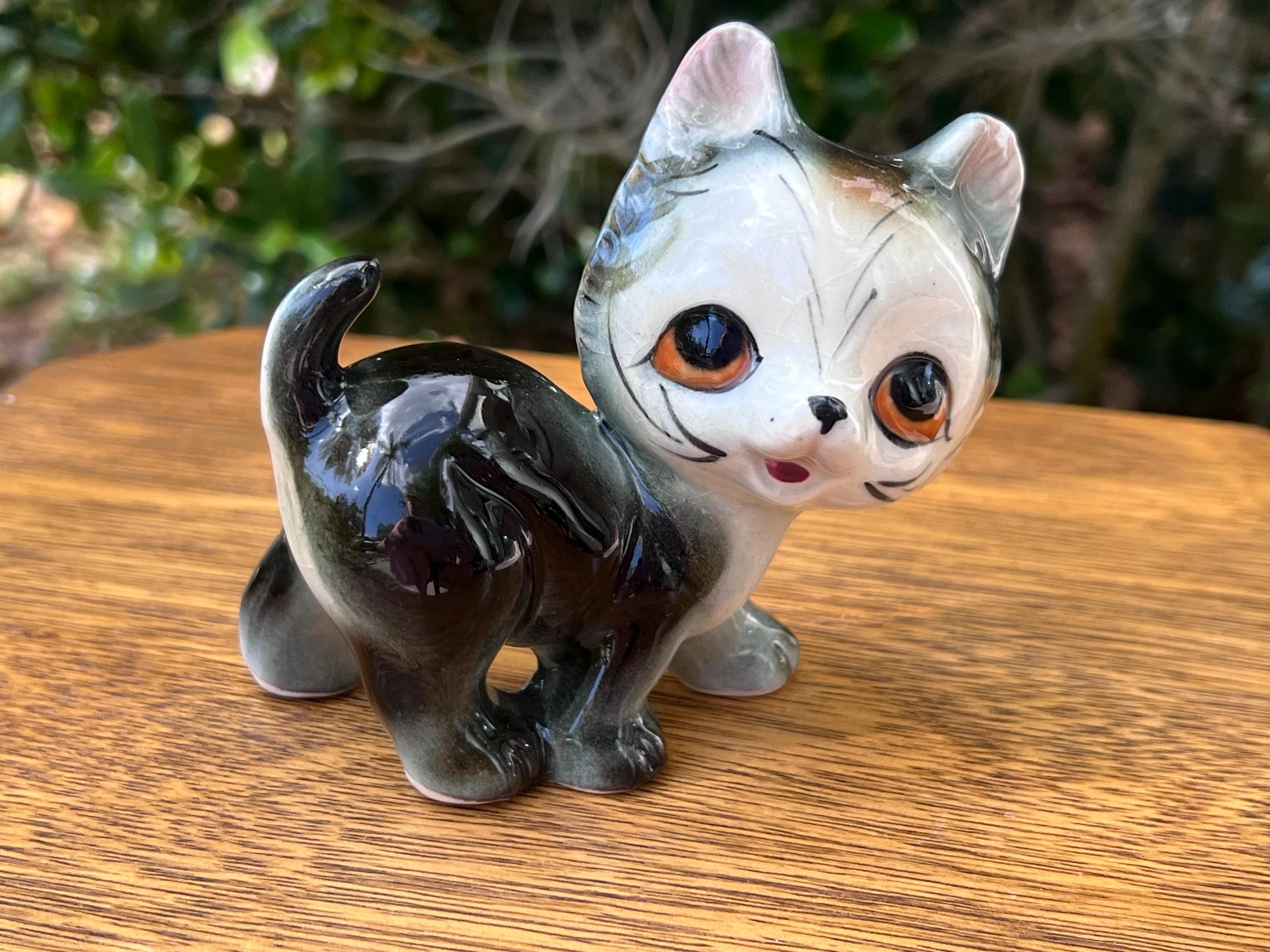 Big Eyed Figurine - Etsy