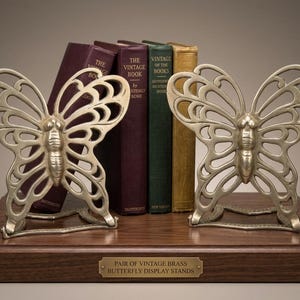 Vintage Brass Butterfly Display Stands on Walnut Base – Hollywood Regency Plate Easels