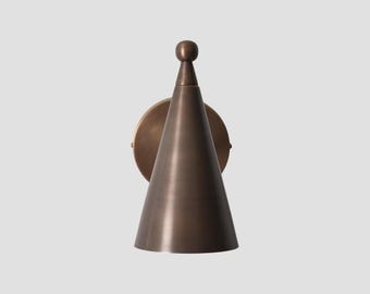 Handgefertigte Messing Cone Wandleuchte, Mitte des Jahrhunderts moderne Akzent Beleuchtungskörper