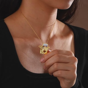 Custom Photo Necklace Camera Locket | Personalized Picture Necklace | Best Friend Gift | Hidden Photo Jewelry | Gift for Her