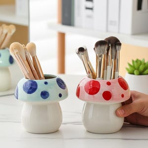 Keramik Pilz Stiftehalter: Woodland Schreibtisch Organizer, Make-up Pinsel Ständer (Rot, Pink, Blau)