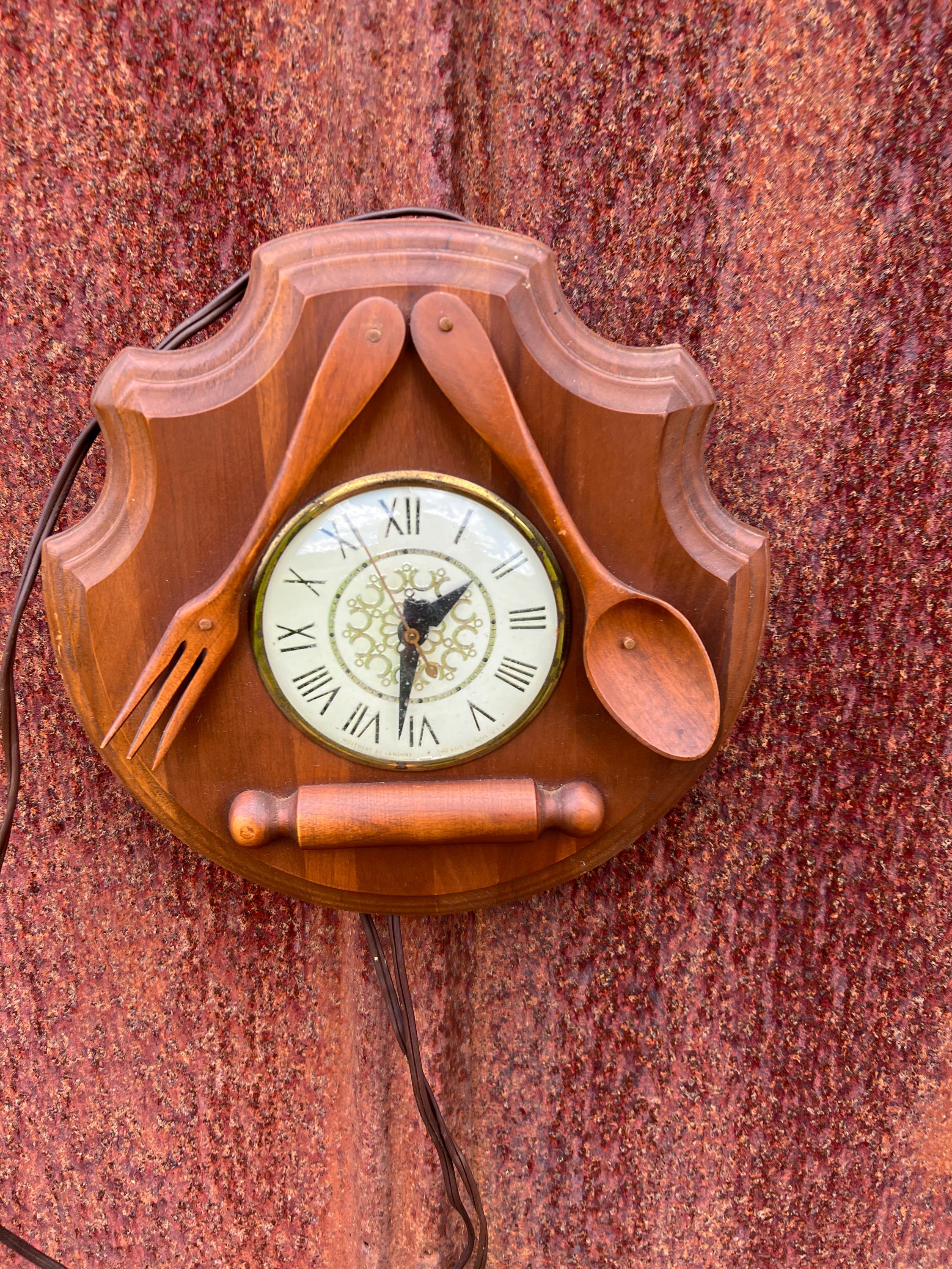 1960s Kitchen Clock - Etsy