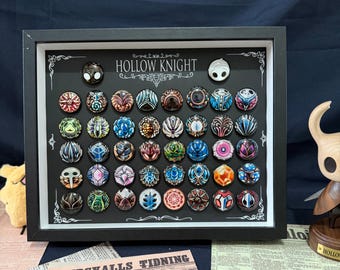 Juego de amuletos magnéticos enmarcados de HK y SS / Decoración de habitación para gamers de Bug Knight Metroidvania