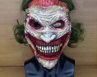 Máscara de payaso malvado y espeluznante con rostro desollado, accesorio de cosplay de terror hecho a mano, disfraz de Halloween aterrador.