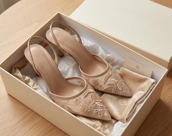 刺繍入りスリングバックヒール：結婚式にぴったりのエレガントなポインテッドトゥミュール