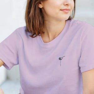 Women's T-Shirt Everything is Temporary Dandelion - Minimalist Mental Health Shirt - Mindfulness Aesthetic Gift - Motivational Floral