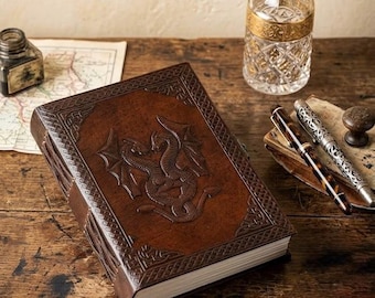 Leren dagboek met drakenreliëf: handgemaakt schrift, schetsboek, dagboek (7 x 5 inch)